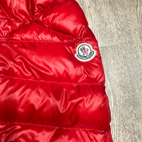 Puffy Jacket Moncler. Vintage 🔥. Red hoodie with 100% down. - Picture 5 of 10